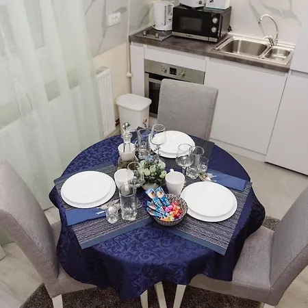 Dill Apartment *